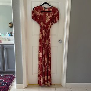 Lulu’s floral maxi wrap dress, size XS NWOT